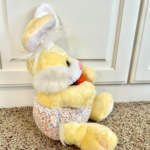 Vintage Liberty Bell Christmas Yellow Easter Bunny Rabbit Plush Stuffed Toy - Picture 4 of 14